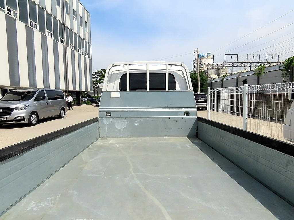 Small Truck Cargo (small) - Vista 5