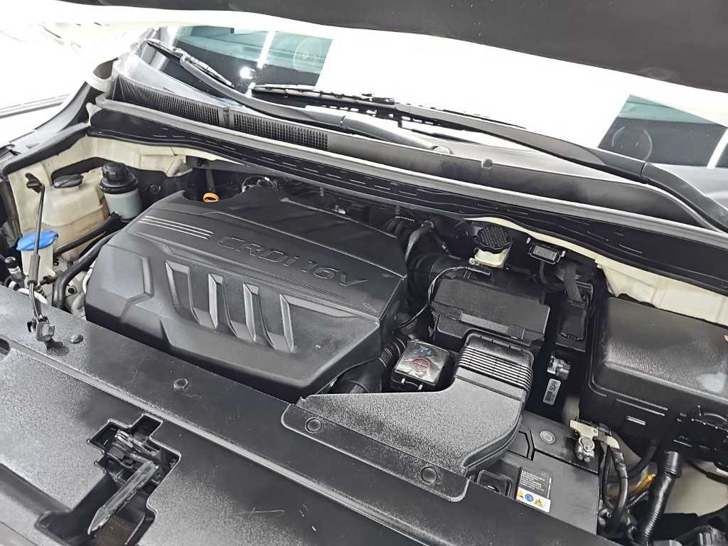 KIA Carnival - Vista 5