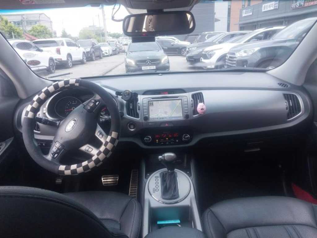KIA Sportage - Vista 5