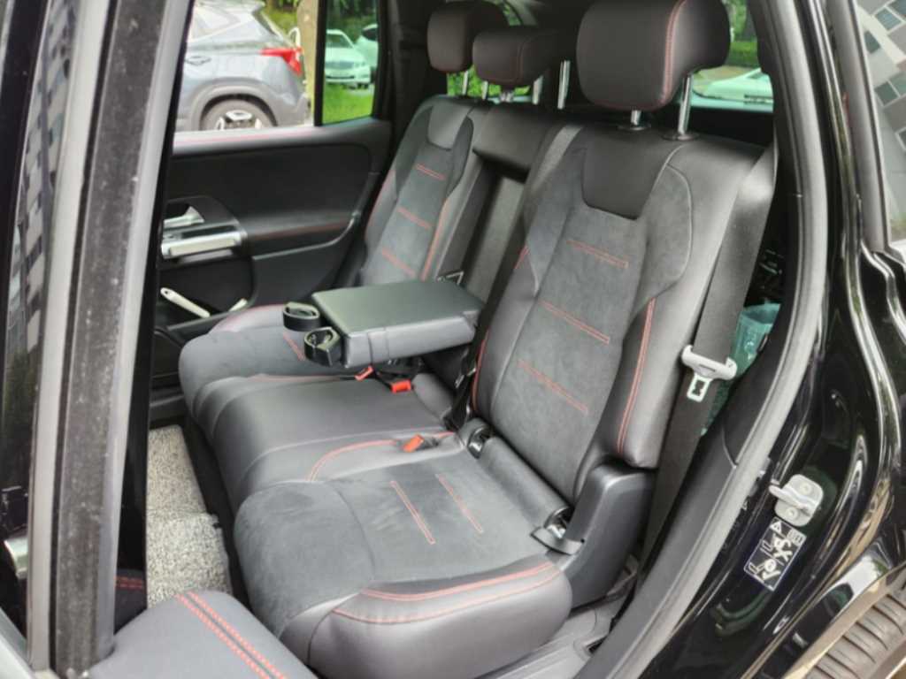 Mercedes Benz GLB Class - Vista 9