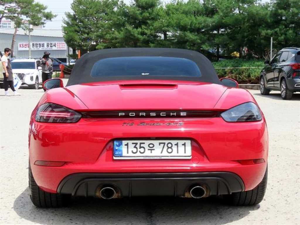 Porsche 718 - Vista 4