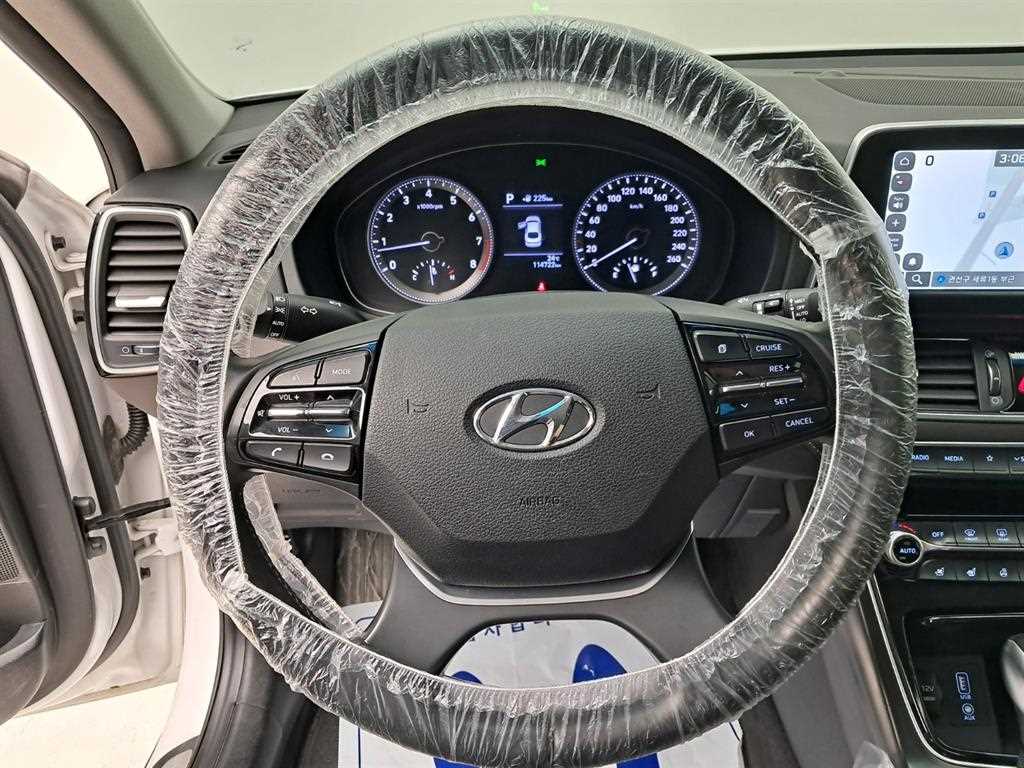 HYUNDAI Grandeur - Vista 7