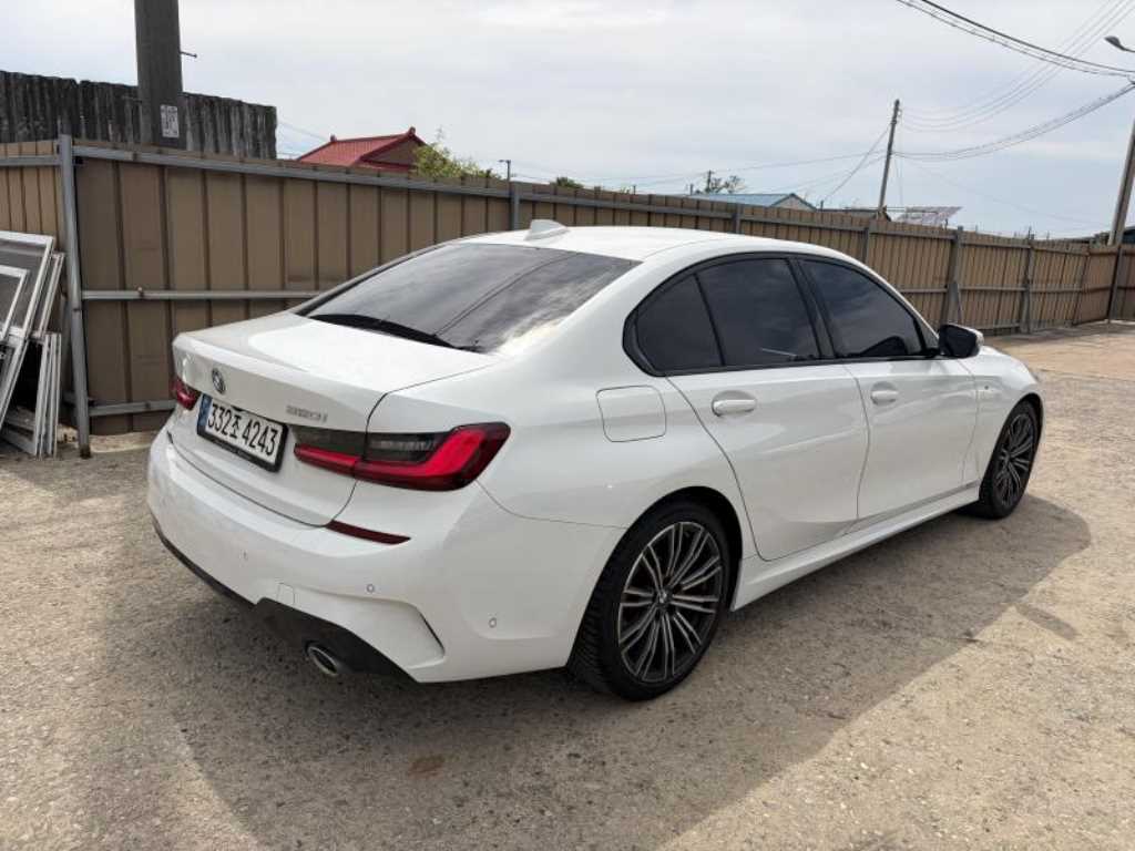 BMW 3 series - Vista 4