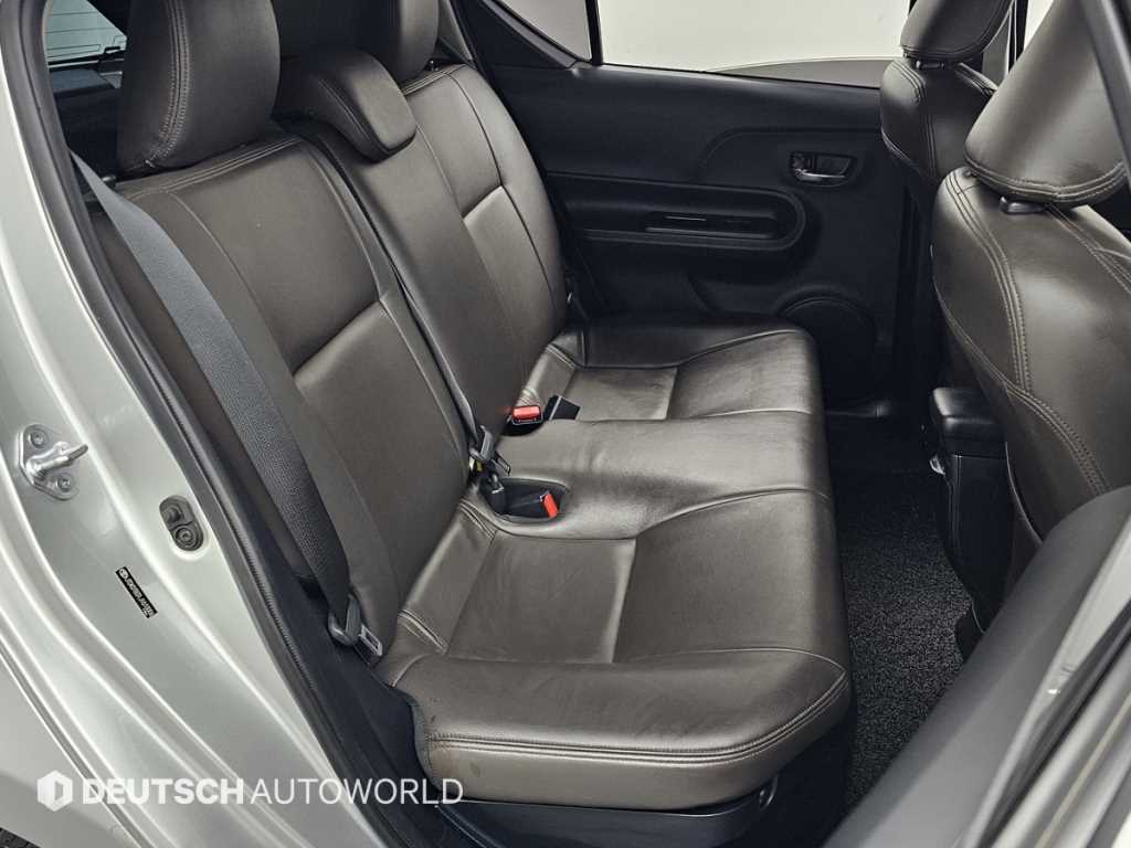 Toyota Prius - Vista 12