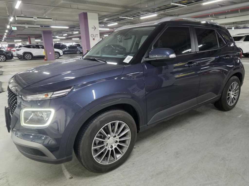 HYUNDAI Venue - Vista 2