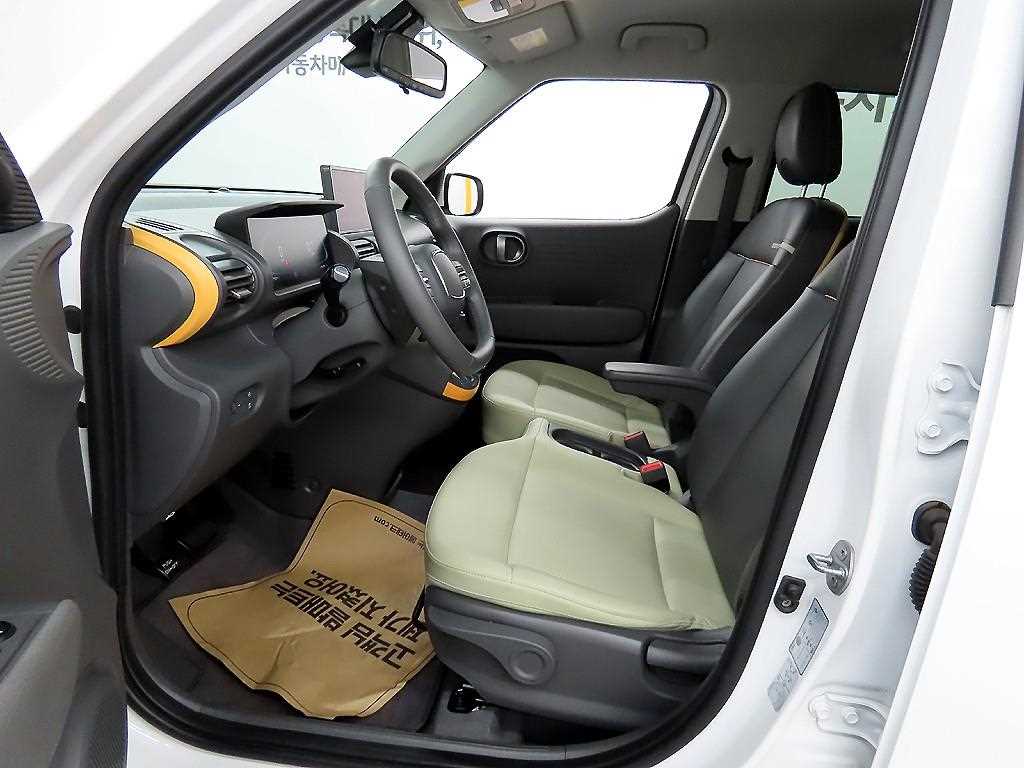 HYUNDAI Casper - Vista 5
