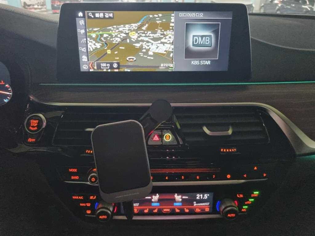 BMW 5 Series - Vista 5