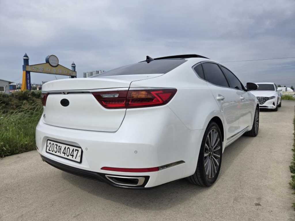 KIA K7 - Vista 6