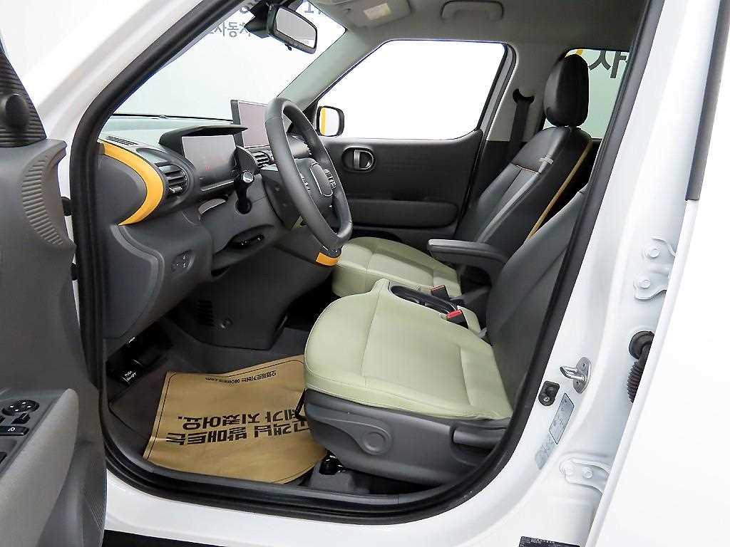 HYUNDAI Casper - Vista 5