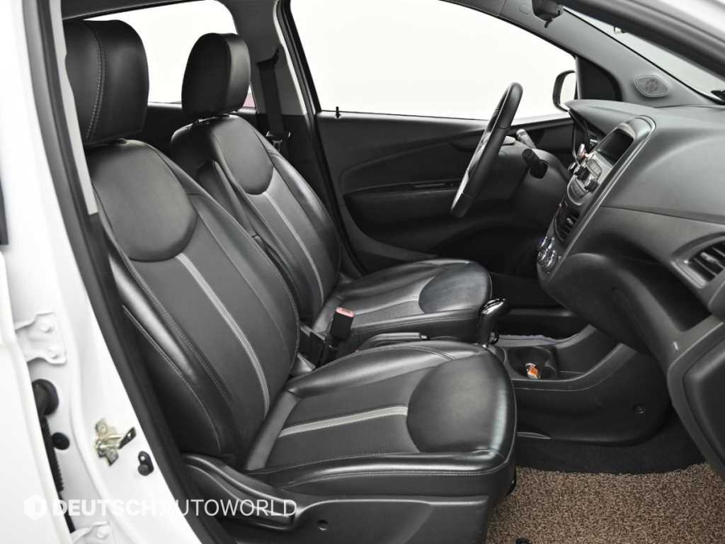 Chevrolet Spark - Vista 12
