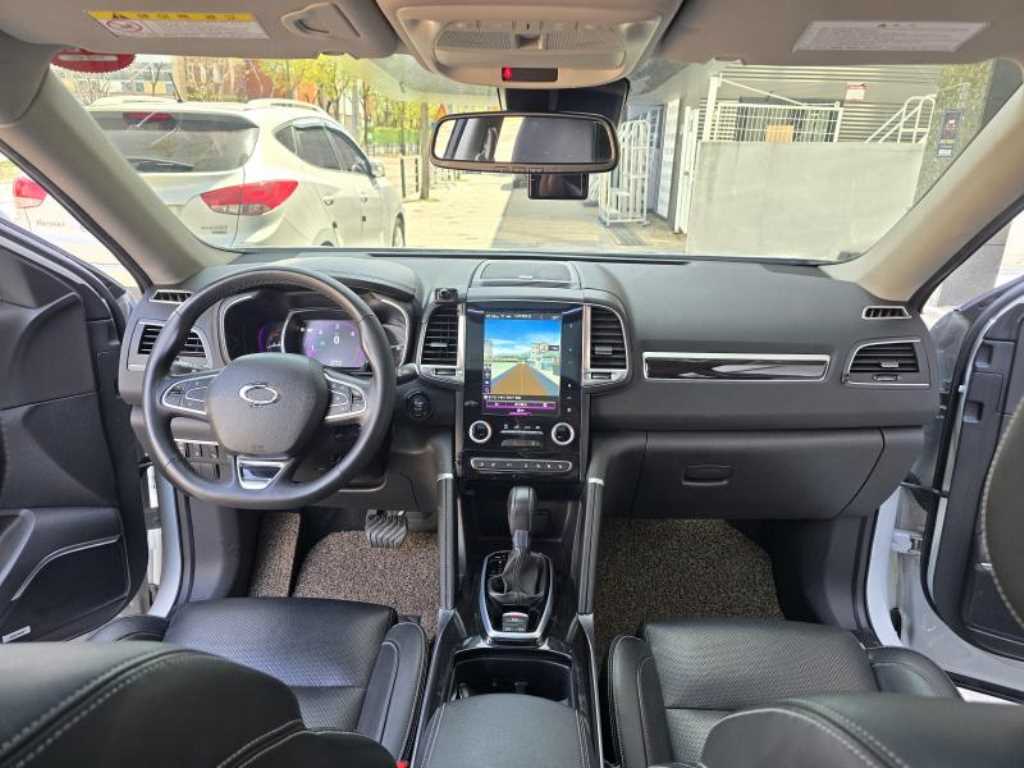 SAMSUNG QM6 2017 Blanco - Importación desde Corea - HF Imports Iquique - Foto 15
