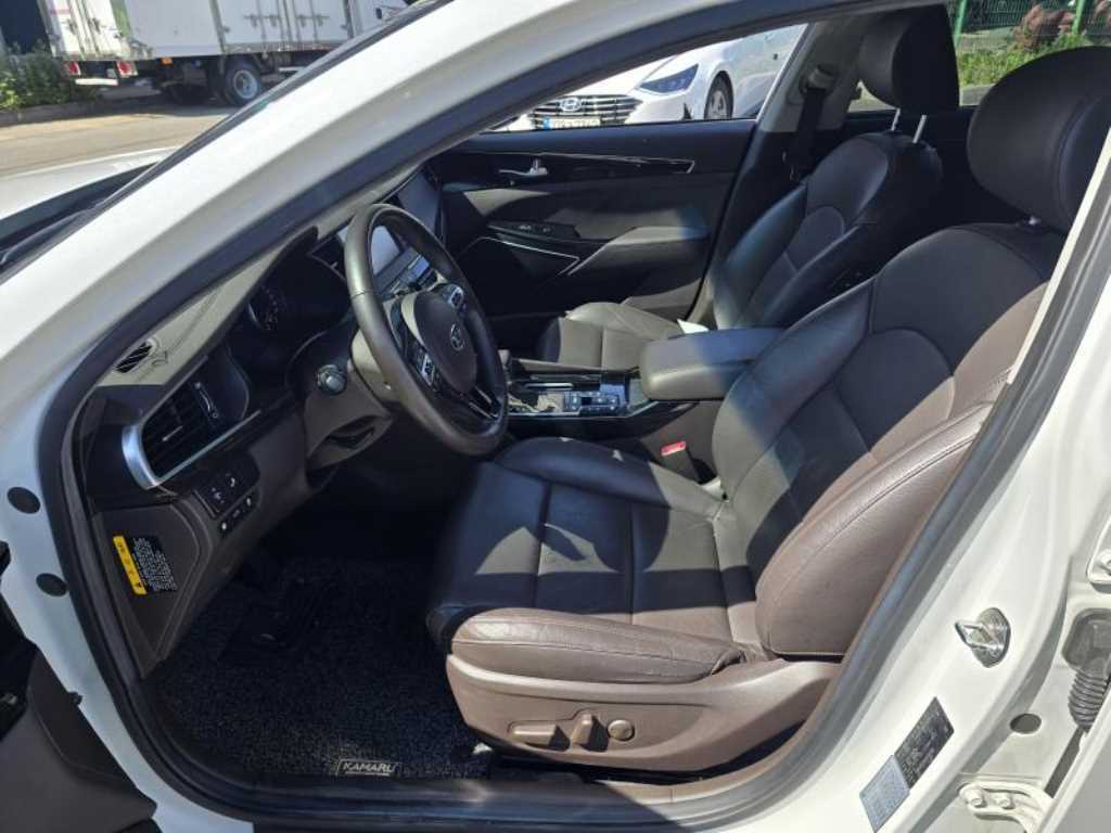 KIA K7 - Vista 8