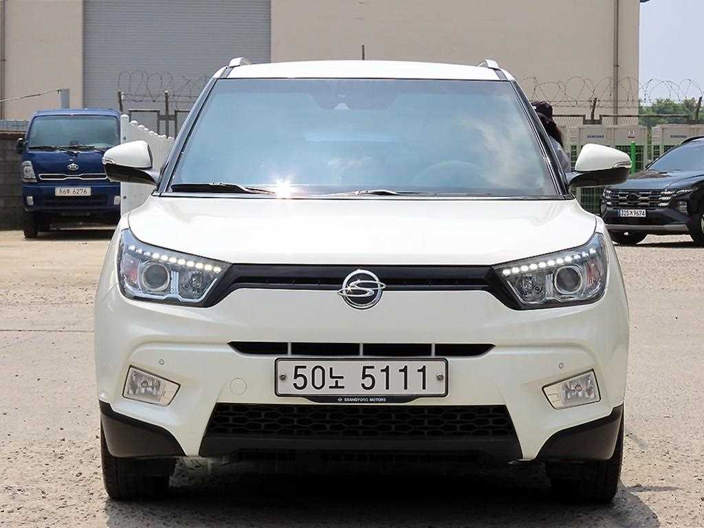 Ssangyong Tivoli - Vista 2
