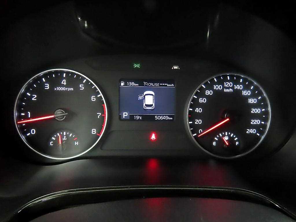 KIA Seltos - Vista 8