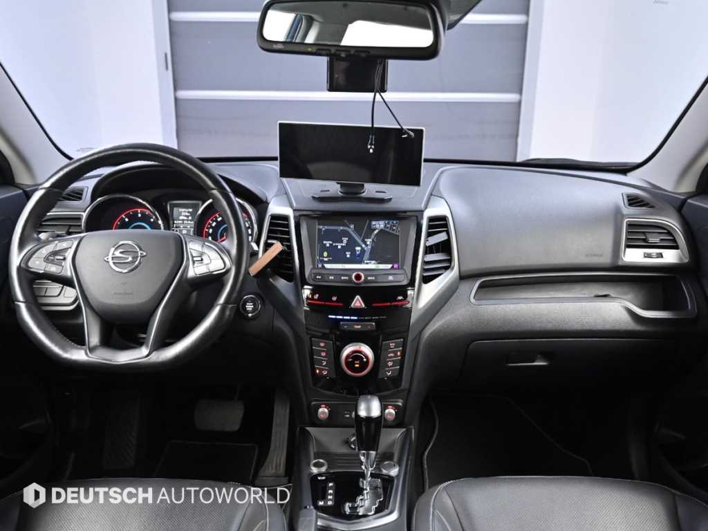 Ssangyong Tivoli - Vista 7