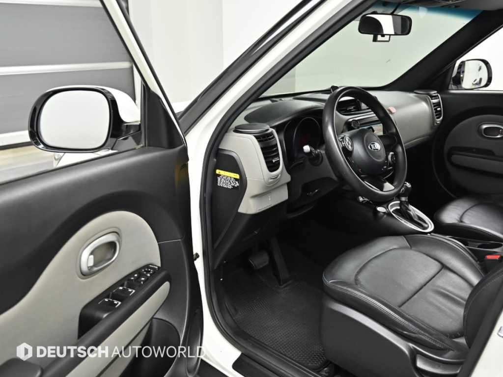 KIA Soul - Vista 11