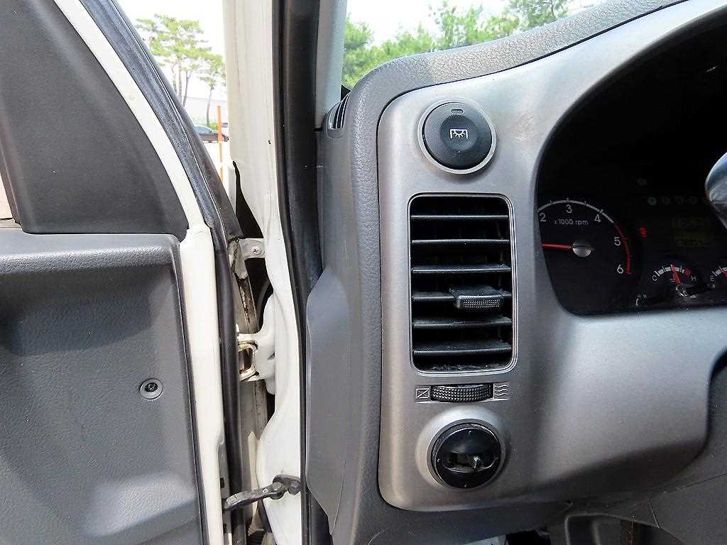 Small Truck tower_built-in tower 2013 Blanco - Importación desde Corea - HF Imports Iquique - Foto 13