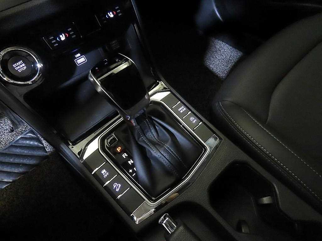 Ssangyong Korando - Vista 12