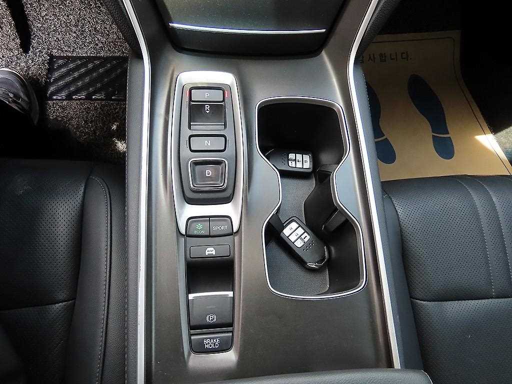 Honda Accord - Vista 11
