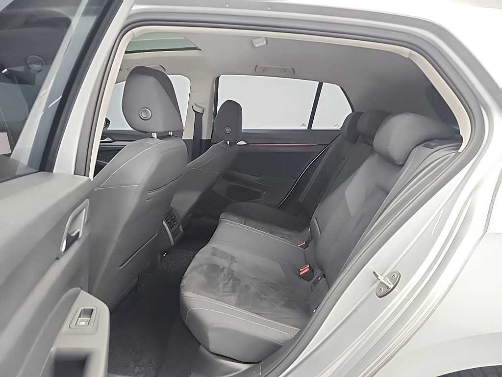 Volkswagen Golf - Vista 12