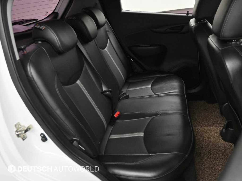 Chevrolet Spark 2019 Blanco - Importación desde Corea - HF Imports Iquique - Foto 14