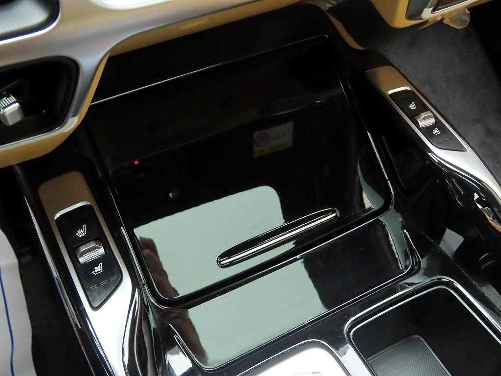 KIA Sorento - Vista 11