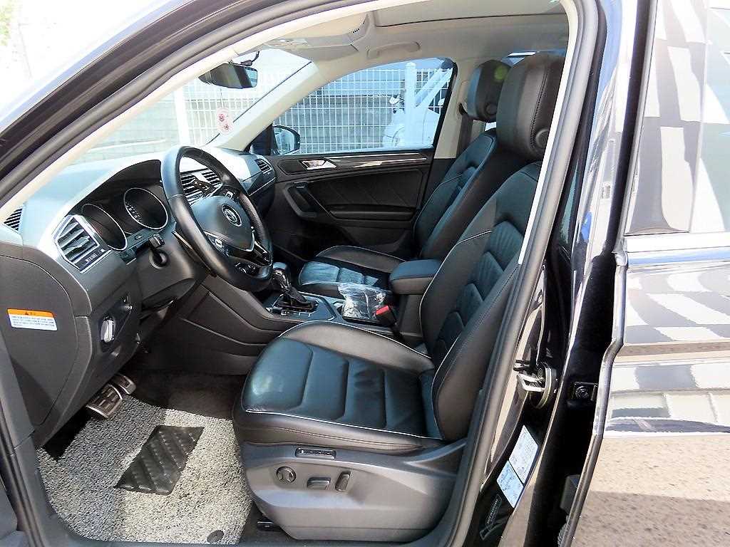 Volkswagen Tiguan - Vista 5