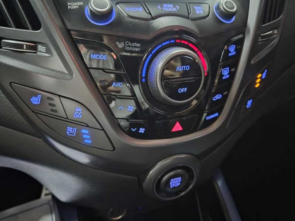HYUNDAI Veloster - Vista 10