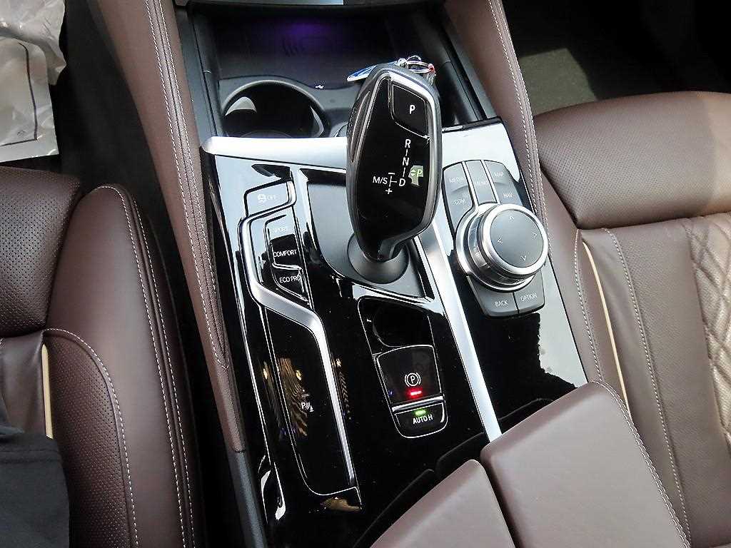 BMW 5 Series - Vista 11