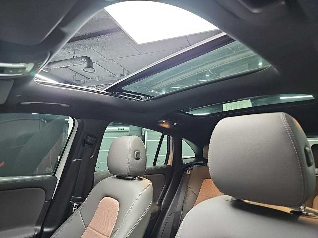 Mercedes Benz EQA 2023 Blanco - Importación desde Corea - HF Imports Iquique - Foto 13