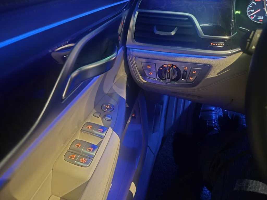 BMW 7 Series - Vista 10