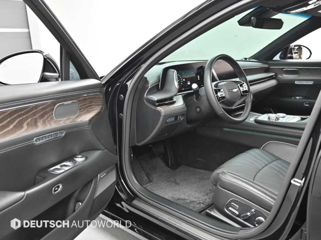 Genesis G90 - Vista 11
