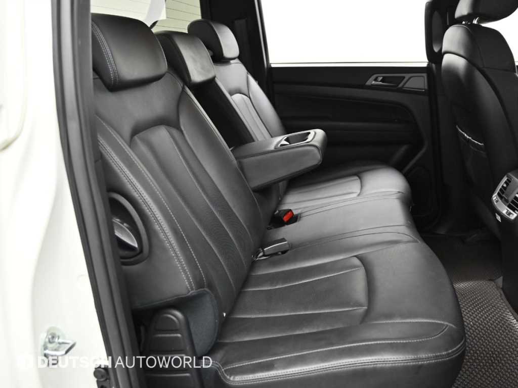 Ssangyong Rexton - Vista 12