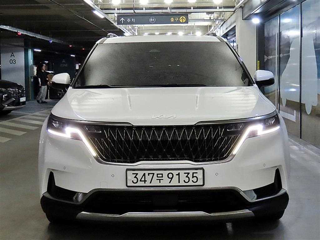 KIA Carnival - Vista 2