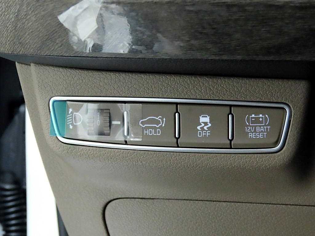 KIA K8 - Vista 12