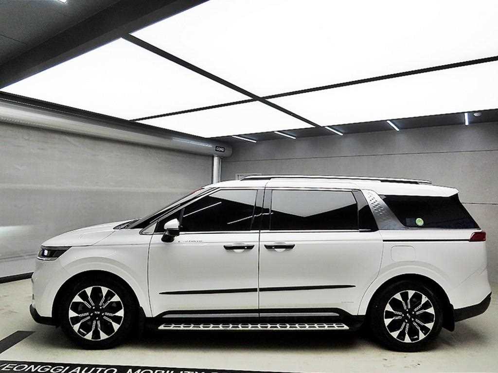 KIA Carnival - Vista 4