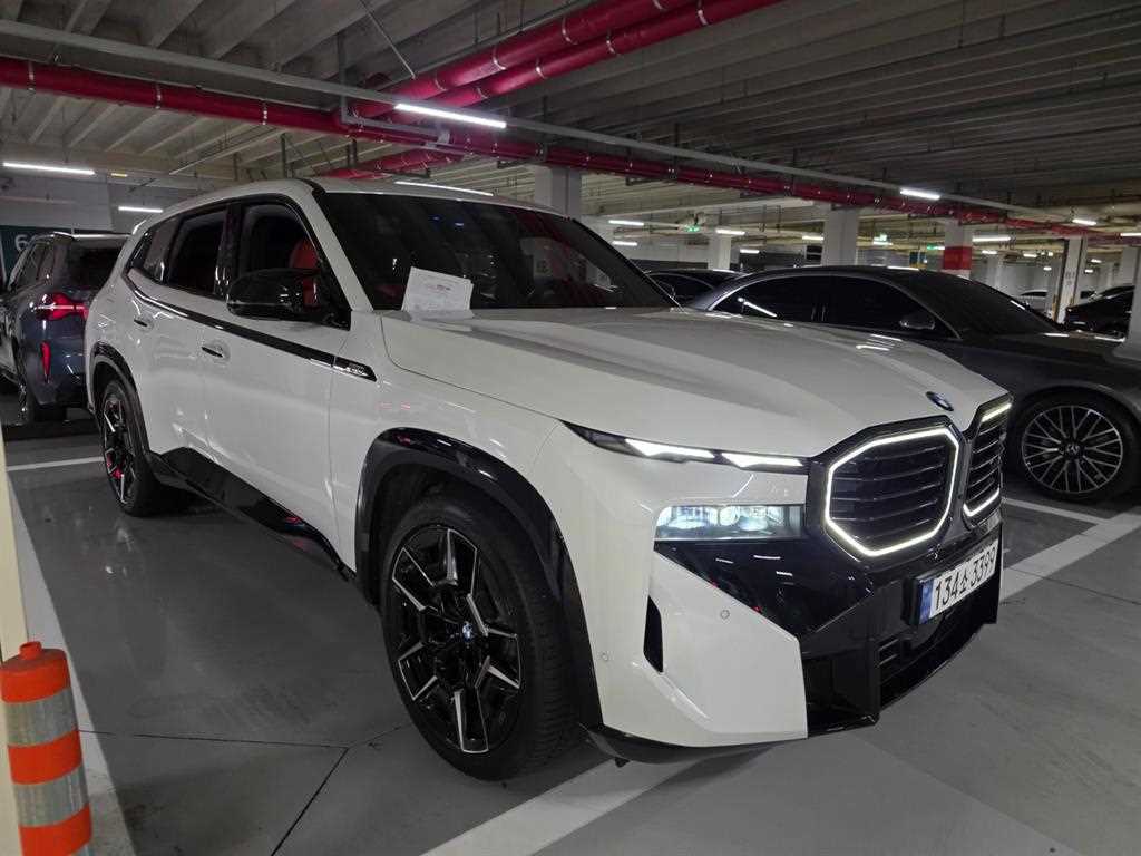 BMW XM - Vista 3