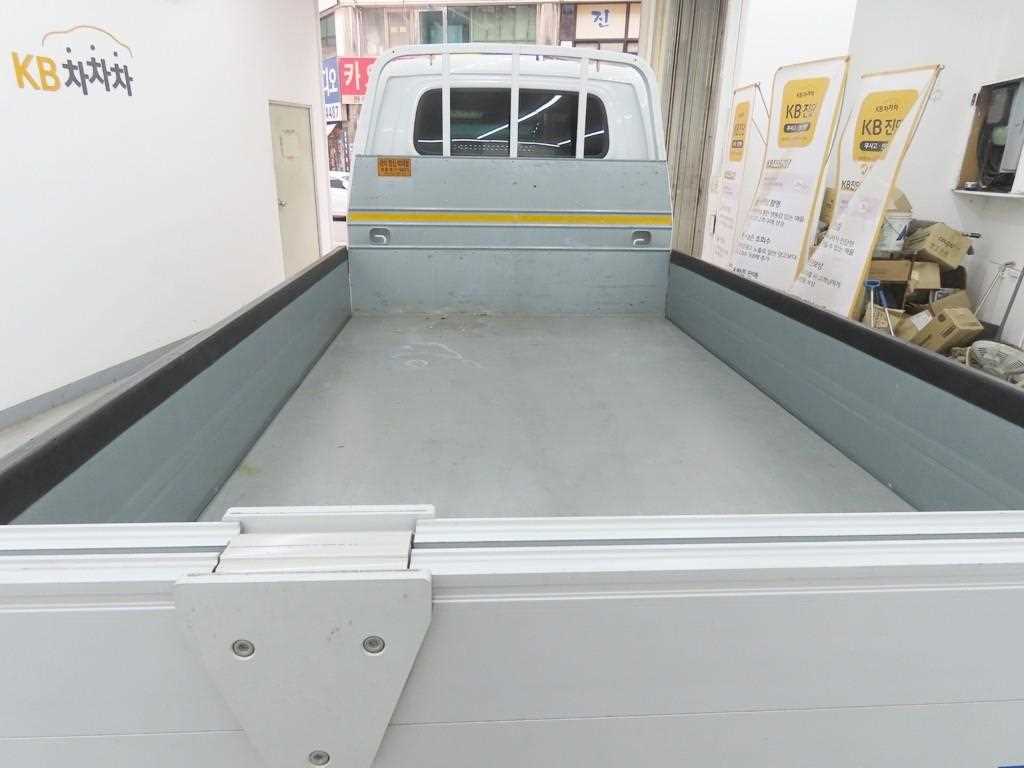 Small Truck Top_Powergate 2021 Blanco - Importación desde Corea - HF Imports Iquique - Foto 17
