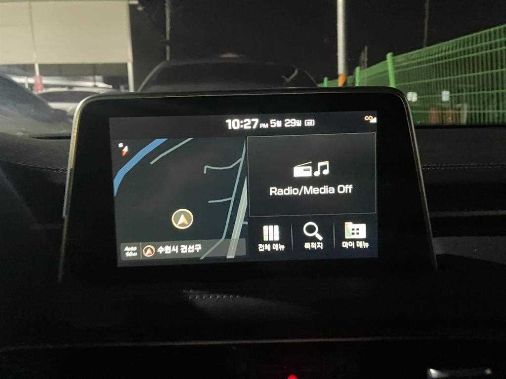 Genesis G70 - Vista 4