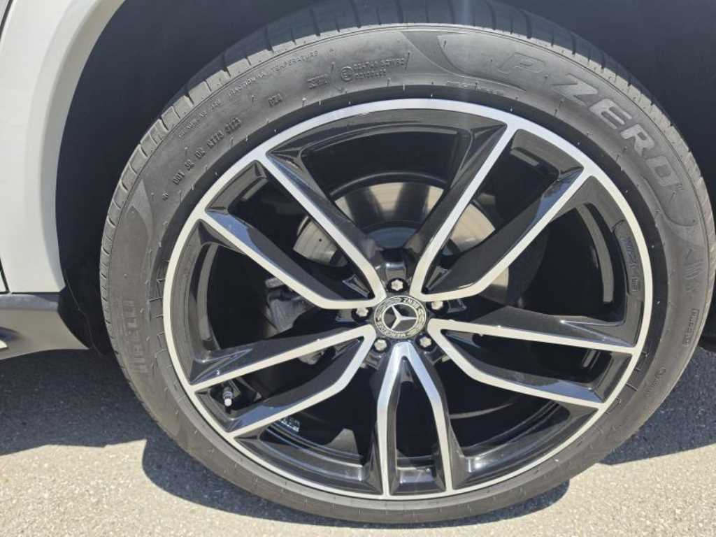 Mercedes Benz GLS Class - Vista 6