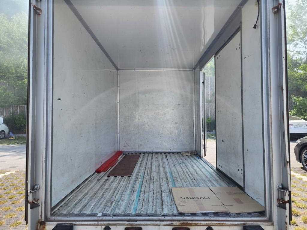 Small Truck Normal Box(High Deck) - Vista 6