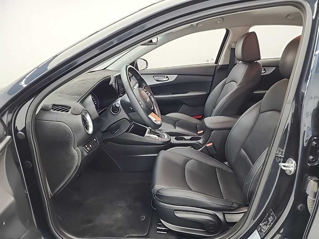 KIA K3 - Vista 11