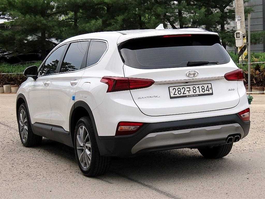 HYUNDAI Santa Fe - Vista 3