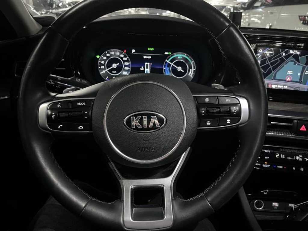 KIA K5 - Vista 11