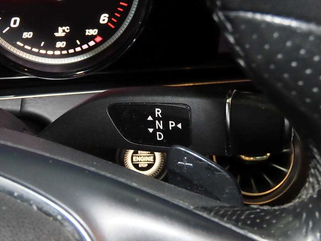 Mercedes Benz E class 2017 Blanco - Importación desde Corea - HF Imports Iquique - Foto 13