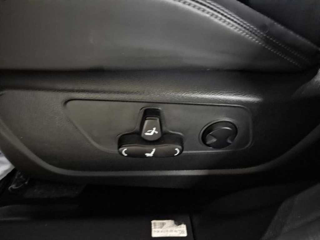 Ssangyong Tivoli 2024 Blanco - Importación desde Corea - HF Imports Iquique - Foto 14