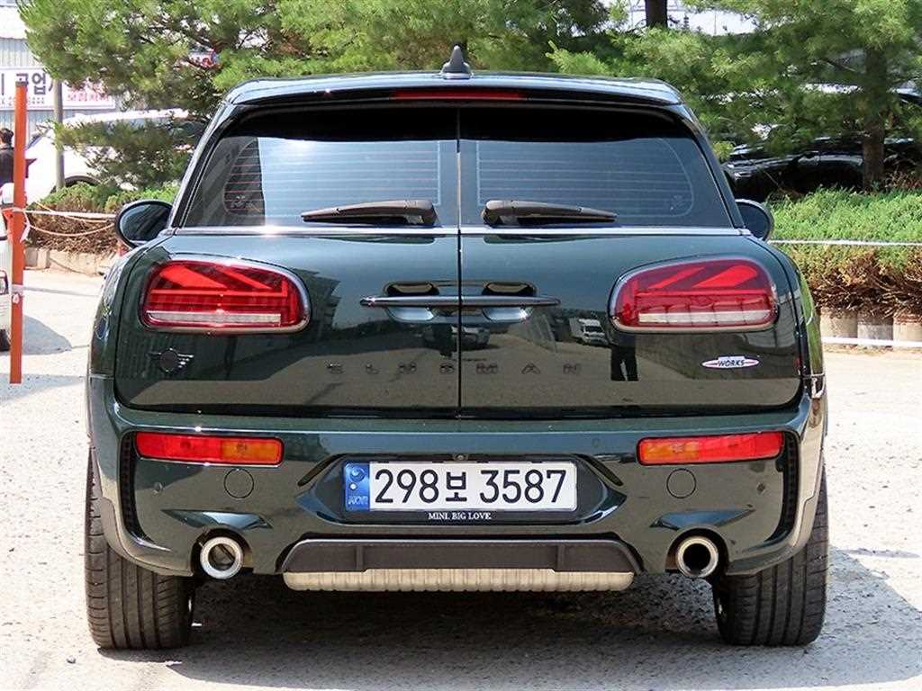 Mini Clubman - Vista 4