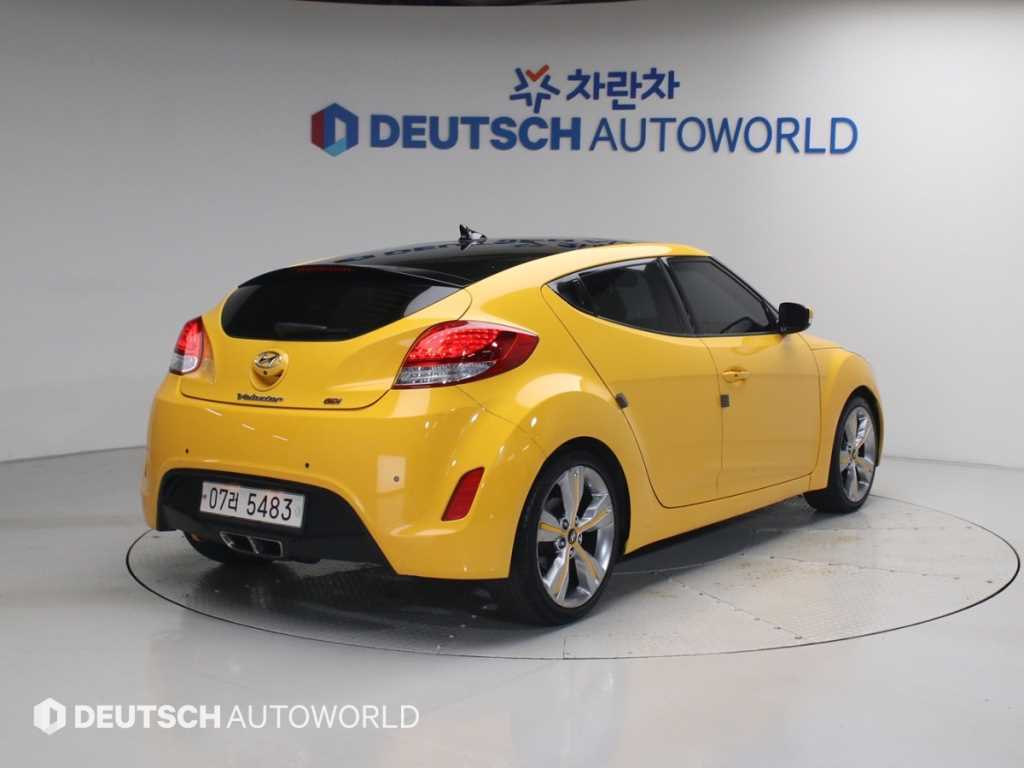 HYUNDAI Veloster - Vista 2