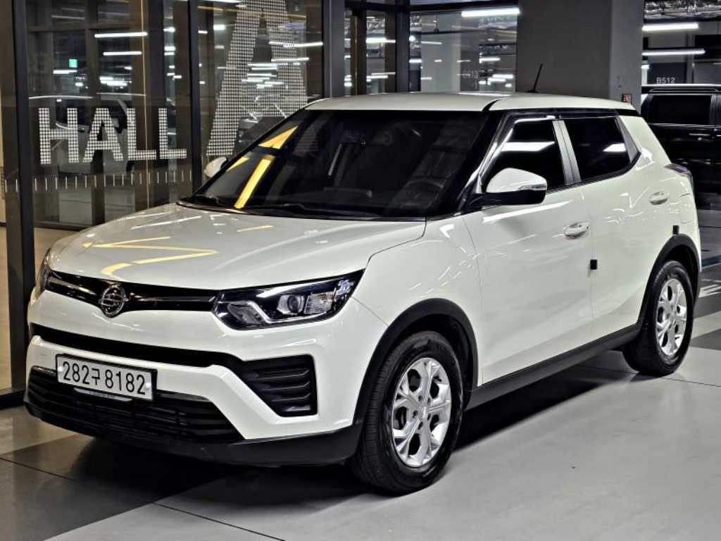 Ssangyong Tivoli 2021 Blanco - Importación desde Corea - HF Imports Iquique - Foto 1