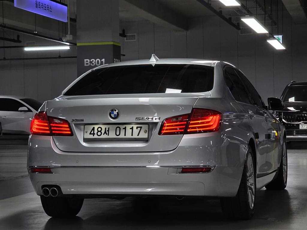 BMW 5 Series - Vista 2